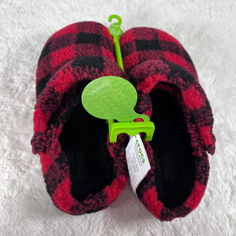 Crocs Classic Buff Check Cozzzyslipper Red Black Buffalo Plaid 210755-6WG Mens 7